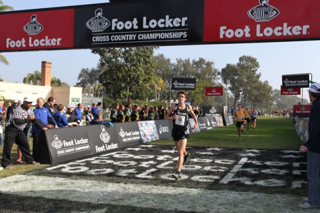 Kyle Kroon ('14) finishing in 15:54